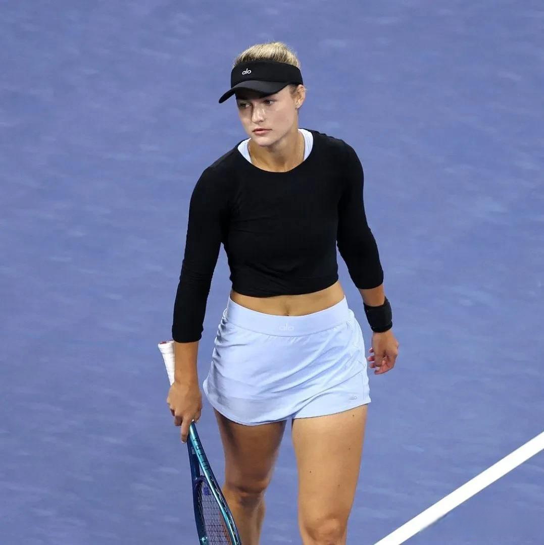 在同一天的 在同一天的