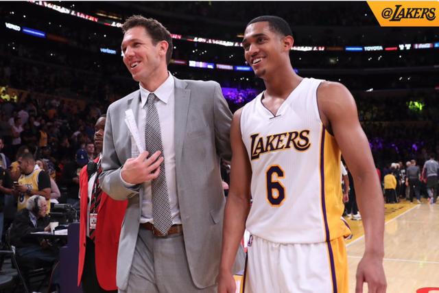 首回合转化 首回合转化