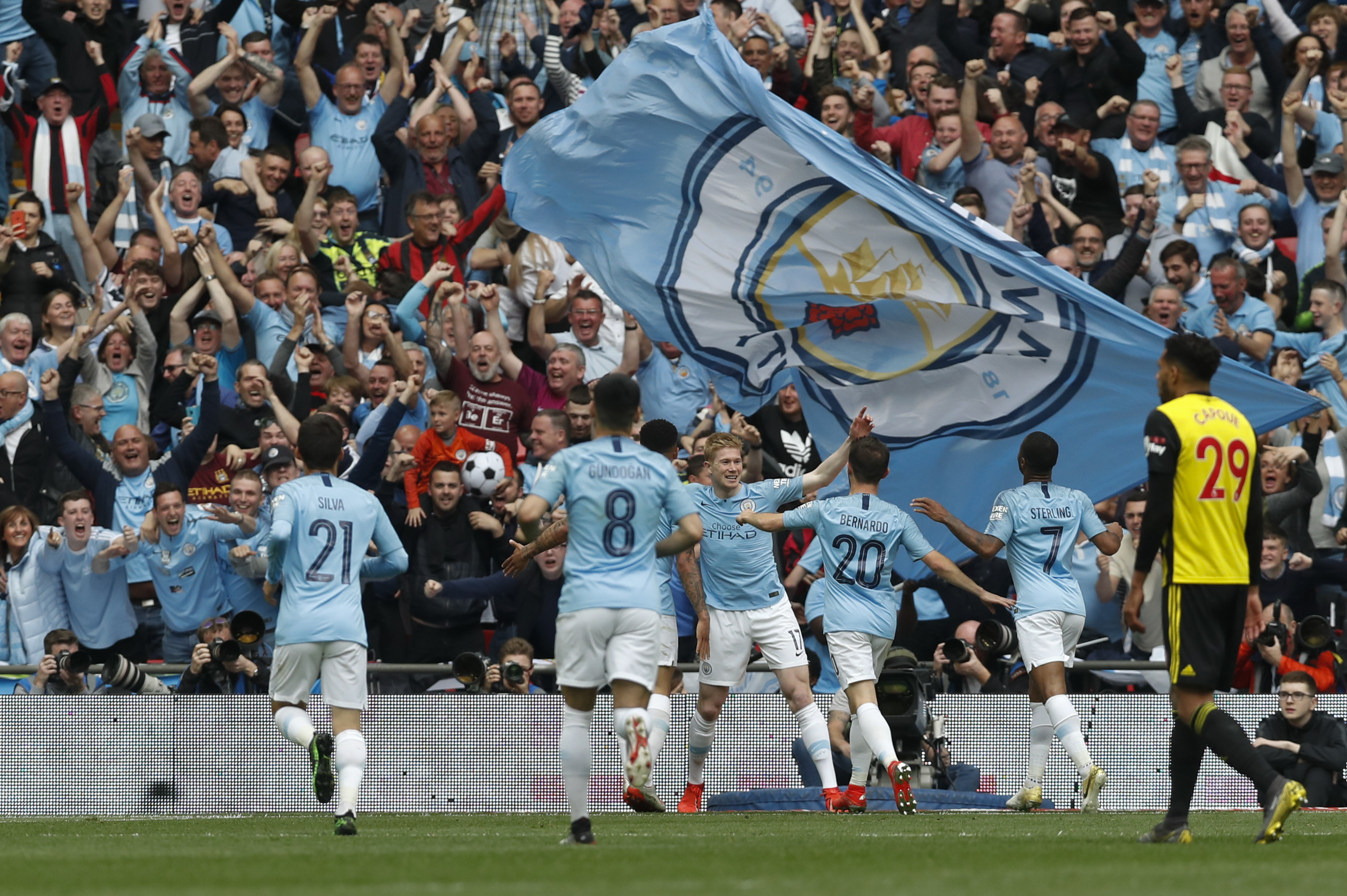 焦点人物 焦点人物